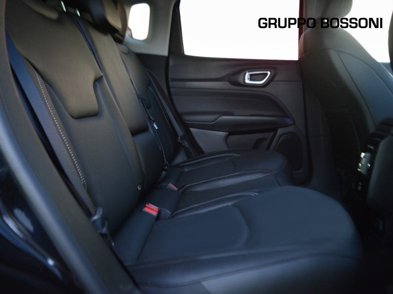 7 - Jeep Compass 1.5 turbo t4 mhev 130cv summit 2wd