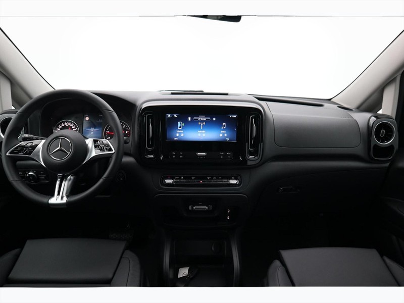 13 - Mercedes Vans Vito mixto 116 cdi long select 9g-tronic