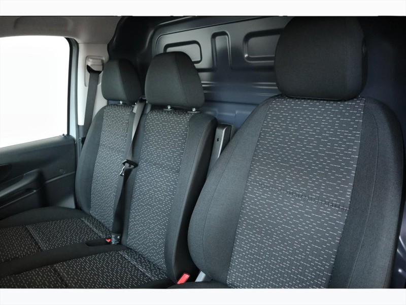 7 - Mercedes Vans Vito furgone 114 cdi long pro 9g-tronic