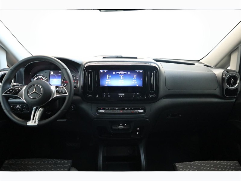 13 - Mercedes Vans Vito furgone 116 cdi long select 9g-tronic