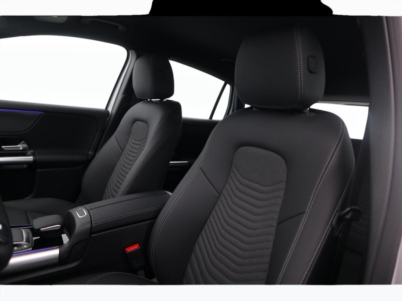 7 - Mercedes EQA 350 progressive advanced 4matic