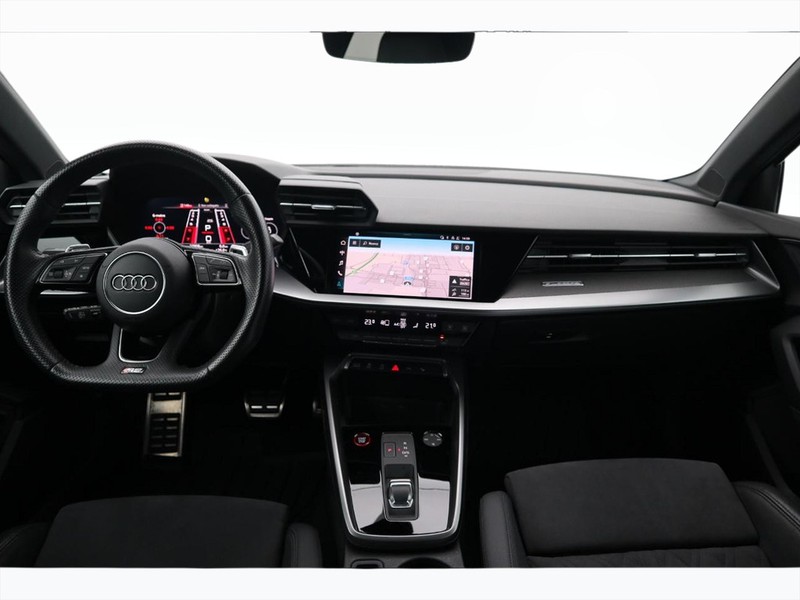 13 - Audi RS3 sportback 2.5 tfsi quattro s tronic