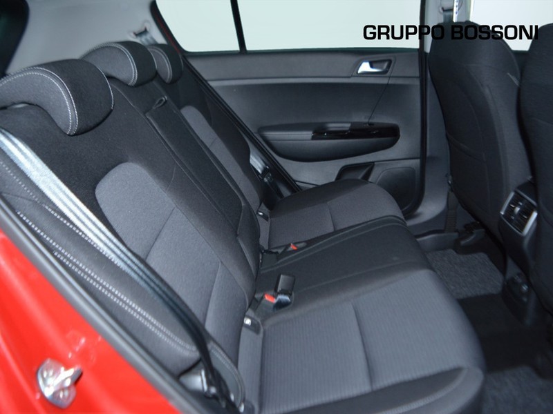 7 - Kia Sportage 1.6 crdi 136cv gt line 2wd dct7