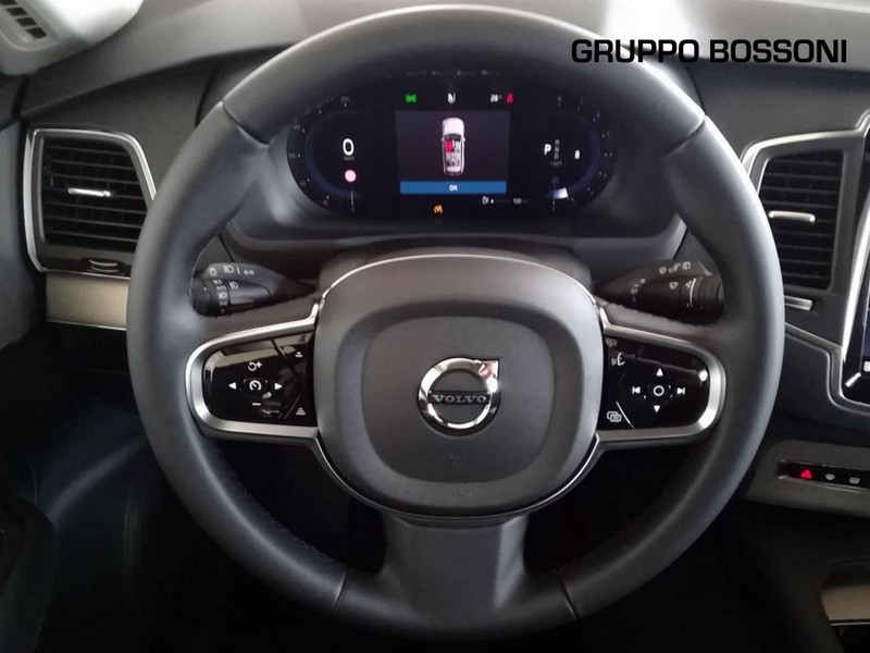 7 - Volvo XC90 2.0 b5 core awd automatico 7p.ti
