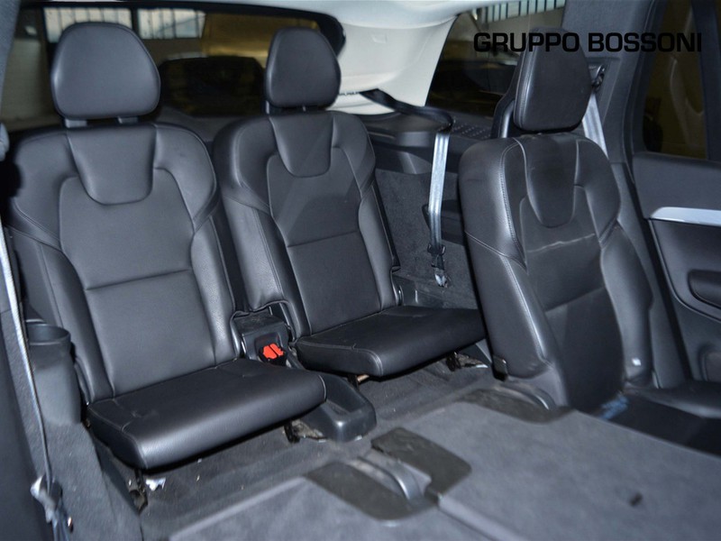7 - Volvo XC90 2.0 b5 momentum awd geartronic 7p.ti my20