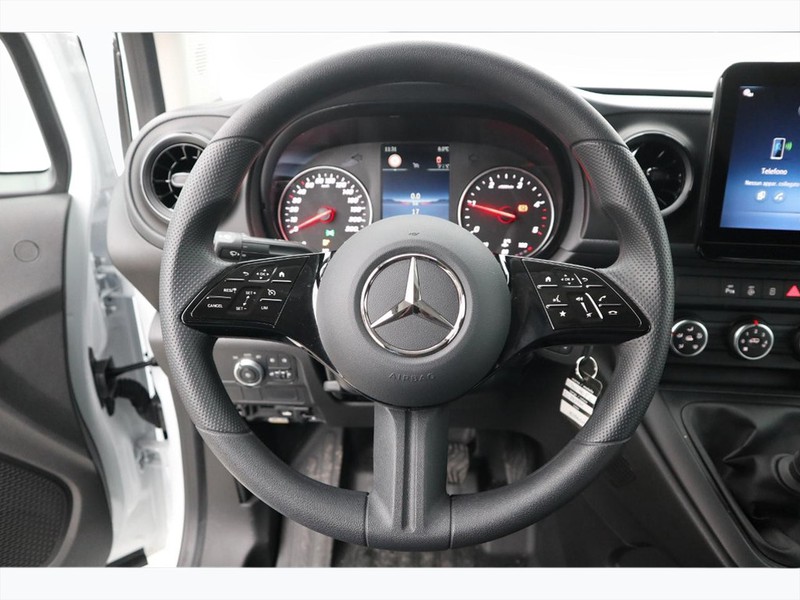 13 - Mercedes Vans Citan 110 cdi furgone long pro
