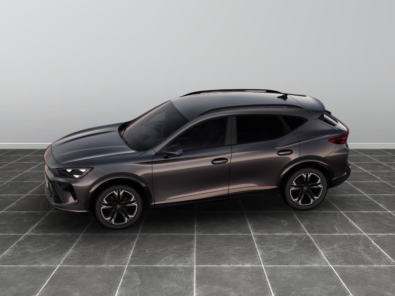 7 - Cupra Formentor 1.5 hybrid 150cv dsg