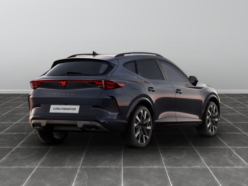 7 - Cupra Formentor 1.5 hybrid 150cv dsg
