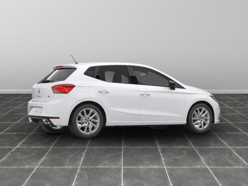 7 - Seat Ibiza 5 porte 1.0 ecotsi 115cv fr