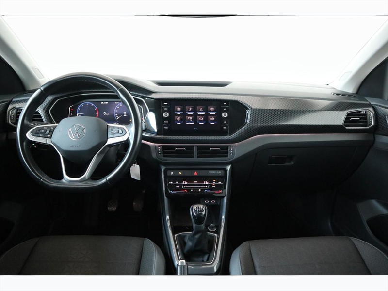 13 - Volkswagen T-Cross 1.0 tsi 110cv advanced