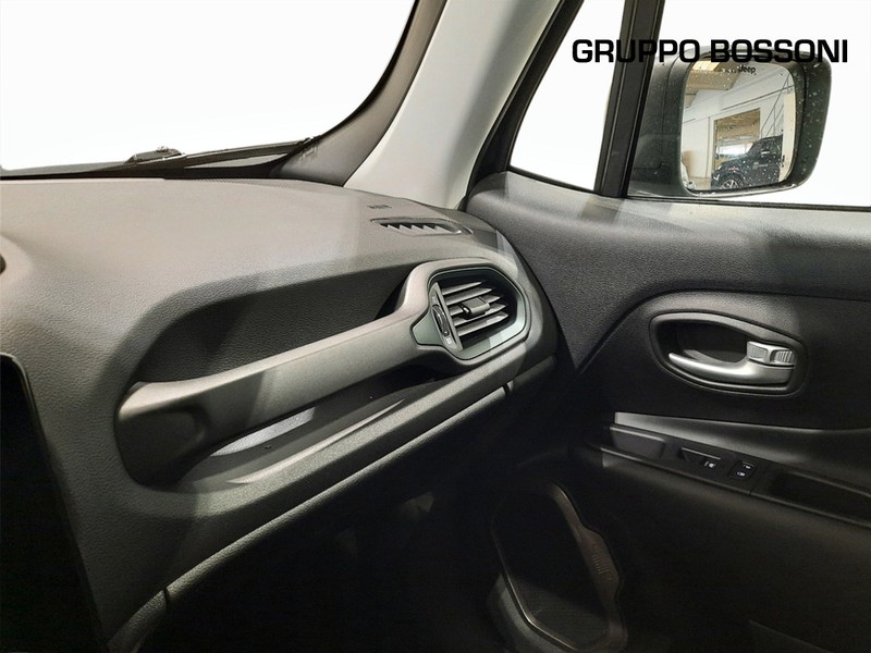 19 - Jeep Renegade 1.5 turbo t4 mhev north star 2wd dct