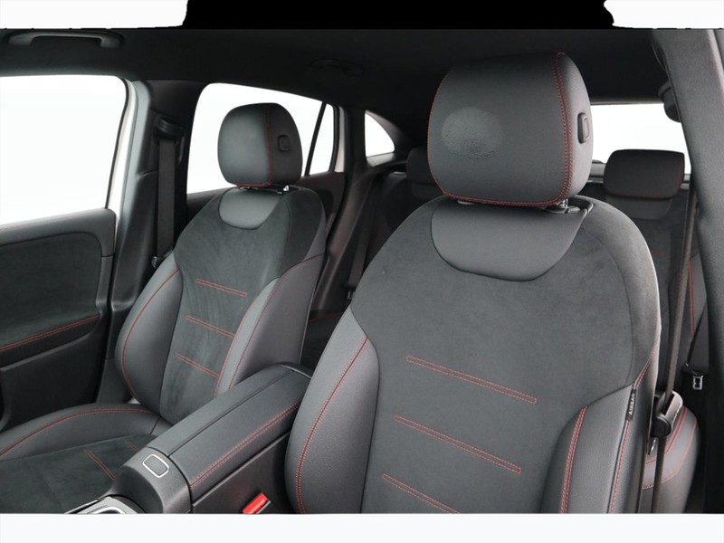 7 - Mercedes GLA 200 d amg line advanced plus 8g-dct