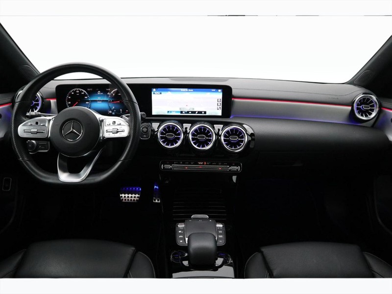13 - Mercedes CLA shooting brake 200 d premium 8g-dct