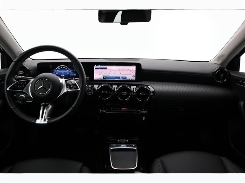 13 - Mercedes Classe A 180 d advanced speedshift dct amg 8g