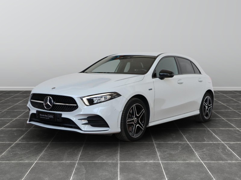 1 - Mercedes Classe A 250 e plug in hybrid (e eq-power) premium plus edition 7g-dct