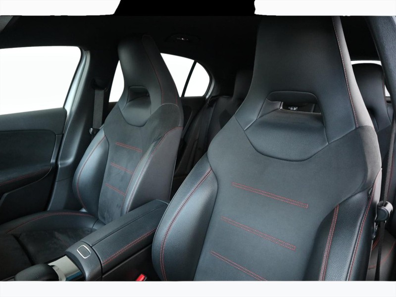 7 - Mercedes Classe A 250 e plug in hybrid (e eq-power) premium plus edition 7g-dct