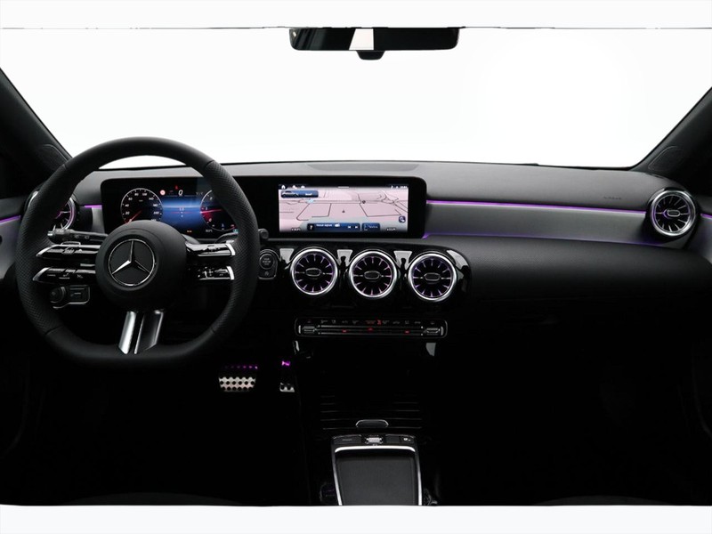 13 - Mercedes Classe A 200 d amg line advanced plus speedshift dct amg 8g