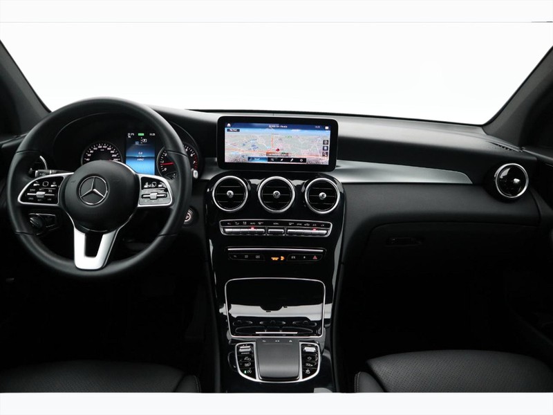 13 - Mercedes GLC coupe 200 mild hybrid (eq-boost) sport 4matic 9g-tronic plus