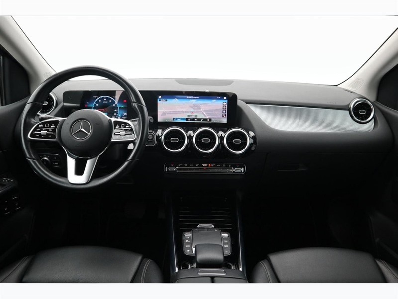 13 - Mercedes Classe B 250 e plug in hybrid (e eq-power) sport plus 8g-dct