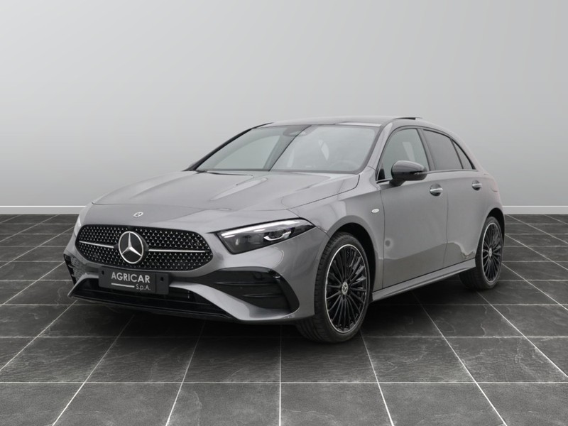 1 - Mercedes Classe A 250 e plug-in-hybrid amg line premium speedshift dct amg 8g