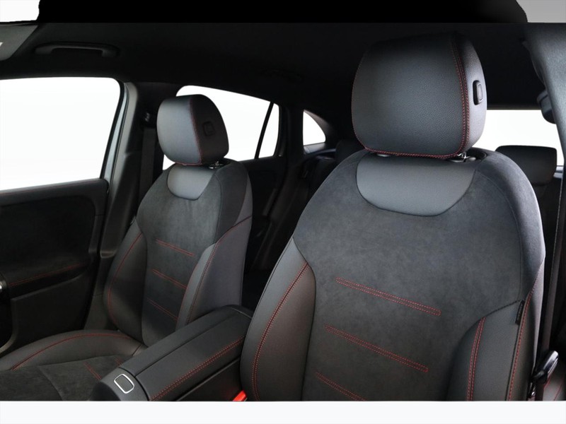 7 - Mercedes GLA 200 d amg line advanced plus 4matic 8g-dct