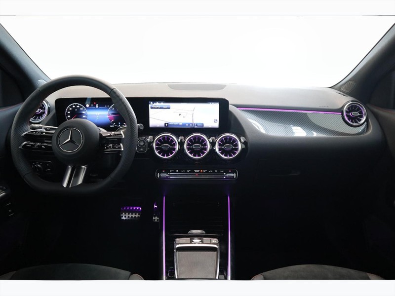 13 - Mercedes GLA 200 d amg line advanced plus 4matic 8g-dct