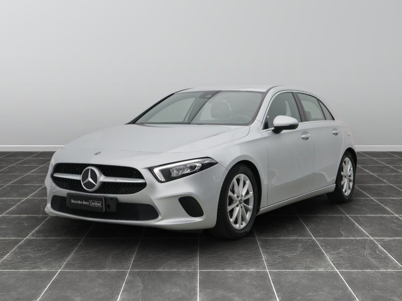 1 - Mercedes Classe A 200 d sport 4matic 8g-dct