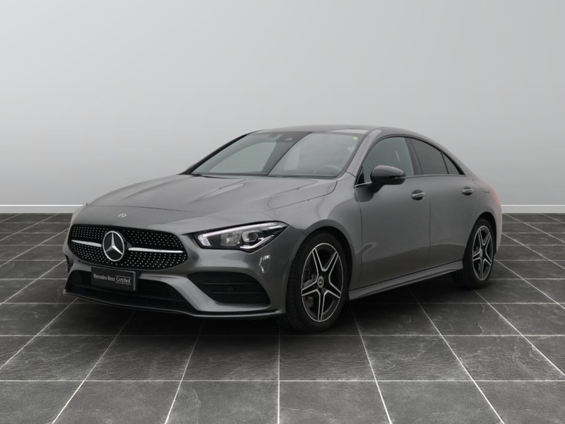 1 - Mercedes CLA coupe 200 d premium 8g-dct