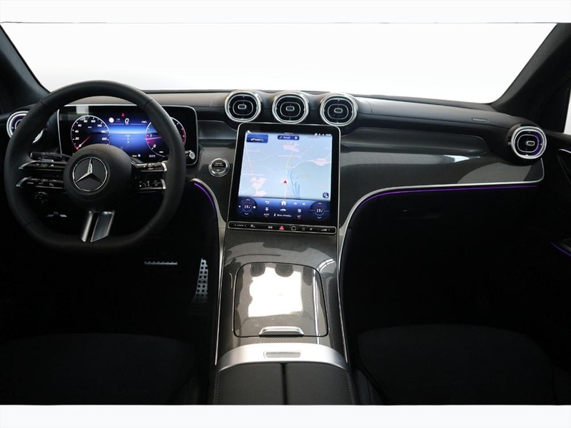 13 - Mercedes GLC coupe 220 d amg line premium 4matic 9g-tronic