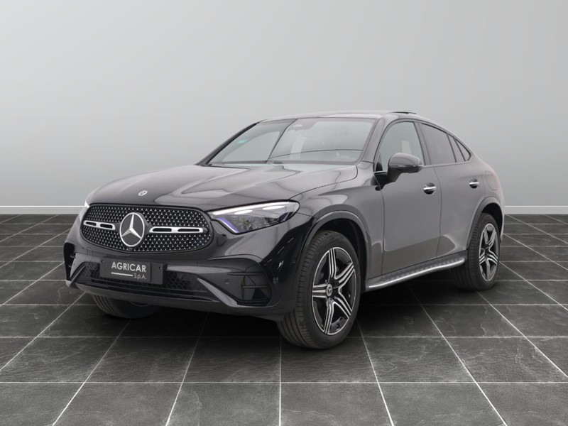 1 - Mercedes GLC coupe 300 de plug in hybrid amg line premium tech 4matic 9g-tronic
