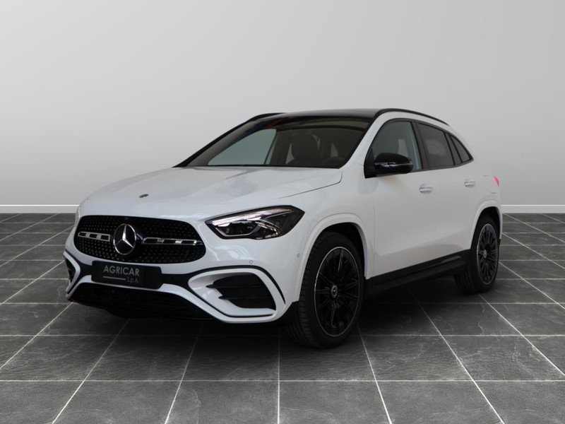 1 - Mercedes GLA 200 d amg line premium 4matic 8g-dct