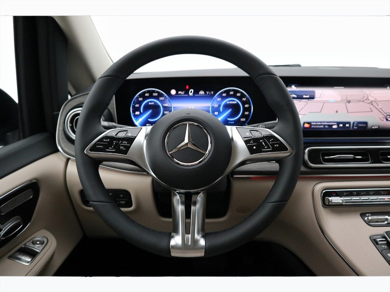 19 - Mercedes Vans EQV long 300 avantgarde line 8p.ti