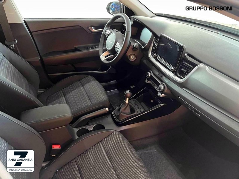 7 - Kia Stonic 1.2 mpi gpl 78cv style special edition