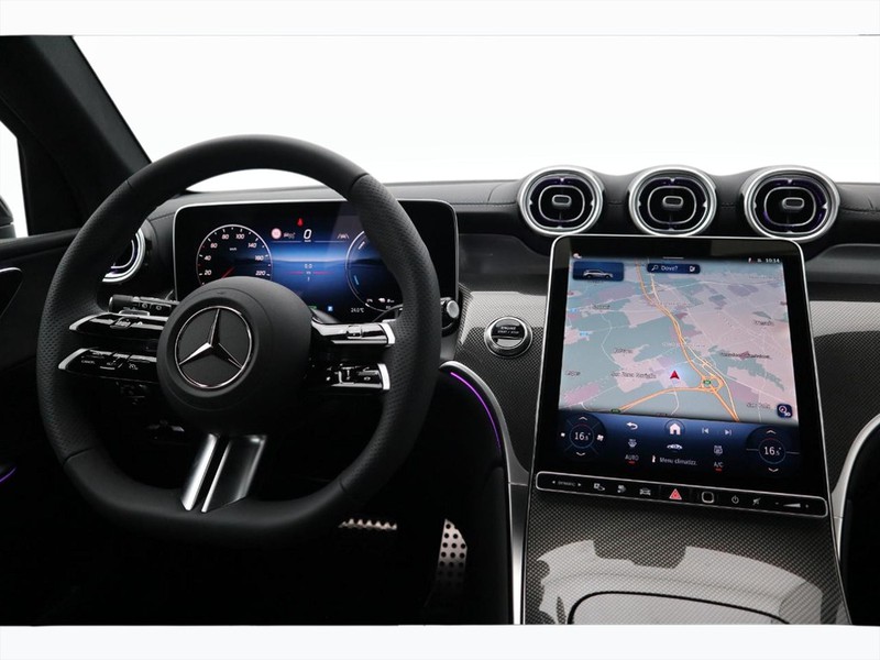 13 - Mercedes GLC suv 300 de plug in hybrid amg line premium tech 4matic 9g-tronic
