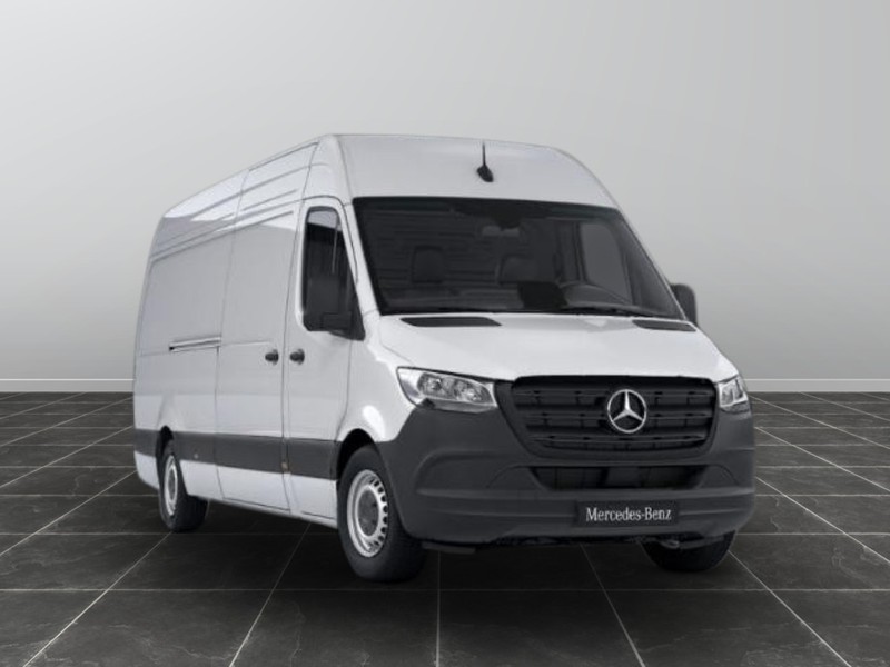 1 - Mercedes Vans Sprinter 317 rwd 2.0 cdi f 43/35 h2 pro 9g-tronic