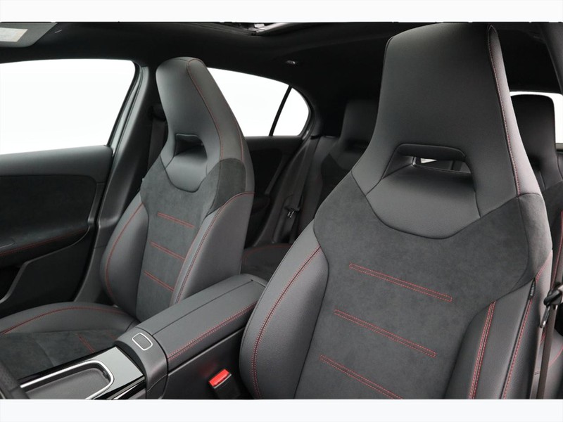 7 - Mercedes Classe A 250 amg line premium 4matic speedshift dct amg 8g