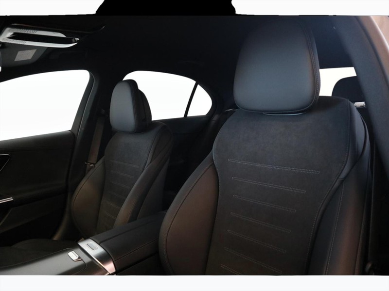 7 - Mercedes Classe C berlina 200 d mild hybrid amg line advanced 9g-tronic