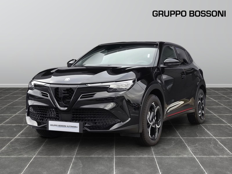 1 - Alfa Romeo Junior 1.2 hybrid 145cv ibrida speciale edct6