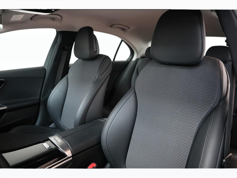 7 - Mercedes Classe C berlina 200 d mild hybrid advanced 9g-tronic