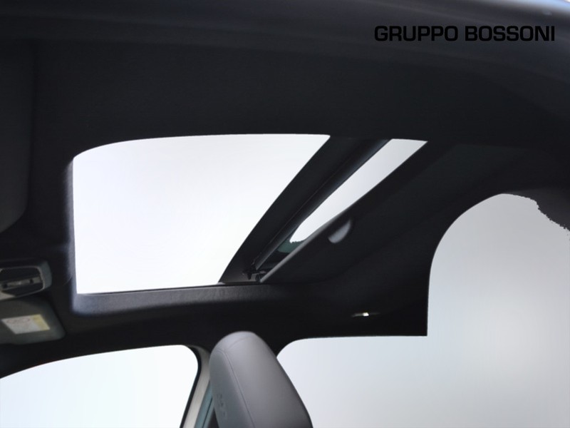 13 - Alfa Romeo Junior 1.2 hybrid 145cv ibrida speciale edct6