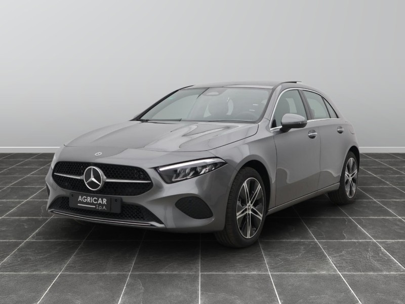 1 - Mercedes Classe A 250 e plug-in-hybrid progressive advanced plus speedshift dct amg 8g