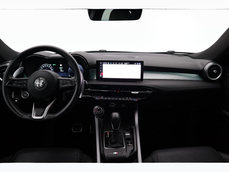 13 - Alfa Romeo Tonale 1.5 hybrid 160cv speciale tct7