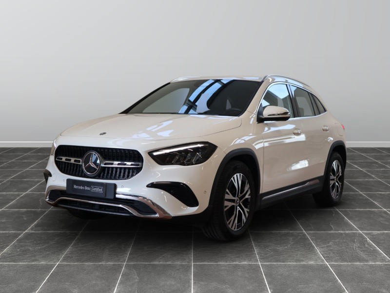 1 - Mercedes GLA 180 progressive advanced 7g-dct