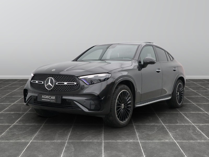 1 - Mercedes GLC coupe 220 d amg line premium 4matic 9g-tronic
