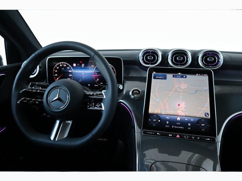 13 - Mercedes GLC coupe 220 d amg line premium 4matic 9g-tronic