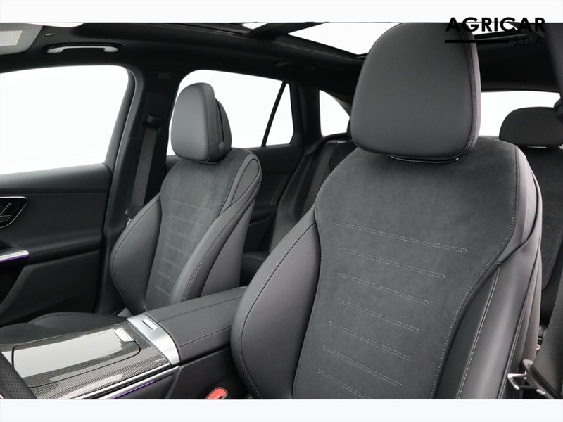 7 - Mercedes GLC suv 300 de plug in hybrid amg line premium 4matic 9g-tronic