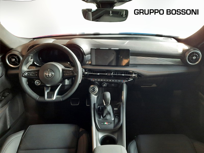 7 - Alfa Romeo Tonale 1.3 plug in hybrid 280cv veloce q4 at6