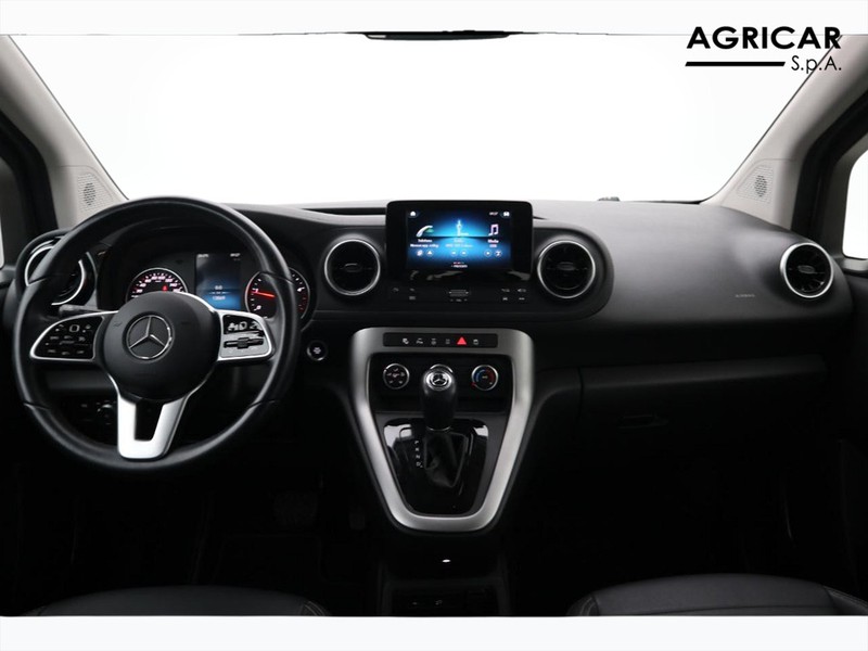 13 - Mercedes Vans Classe T long 180 d premium 7g-dct