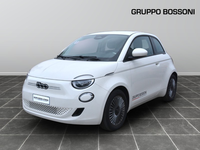 1 - Fiat 500 500e 42 kwh