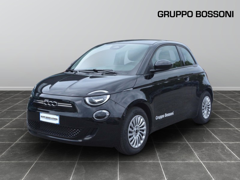 1 - Fiat 500 500e 42 kwh